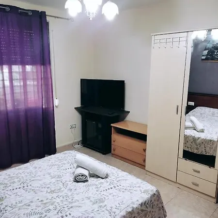 Quarto em Acomodações Particulares Habitación Cid